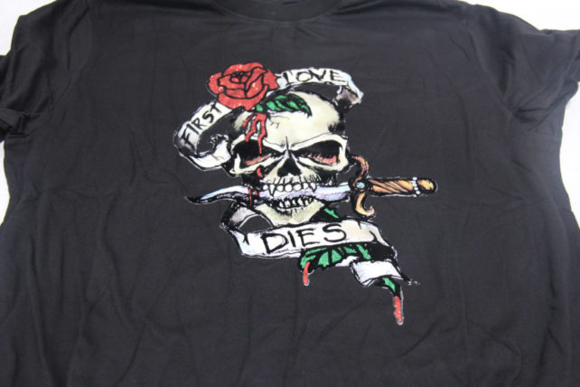 Dark Attitude. T-shirt. Cotton. Skull Series